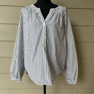 LOFT Outlet Women’s Grey & Black Long Sleeve Button Front Blouse, Size M